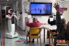 养老“科技范”风起 银发